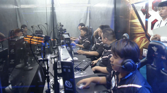 The MongolZ 击败 Team Spirit 成为 IEM 成都 2025 季后赛的最后一支队伍