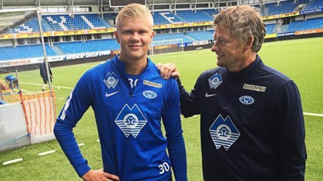 加图索：我为1-4的比分向意大利球迷道歉，下半场令人失望（加图索为1-4失利向意大利球迷道歉：下半场表现令人失望）